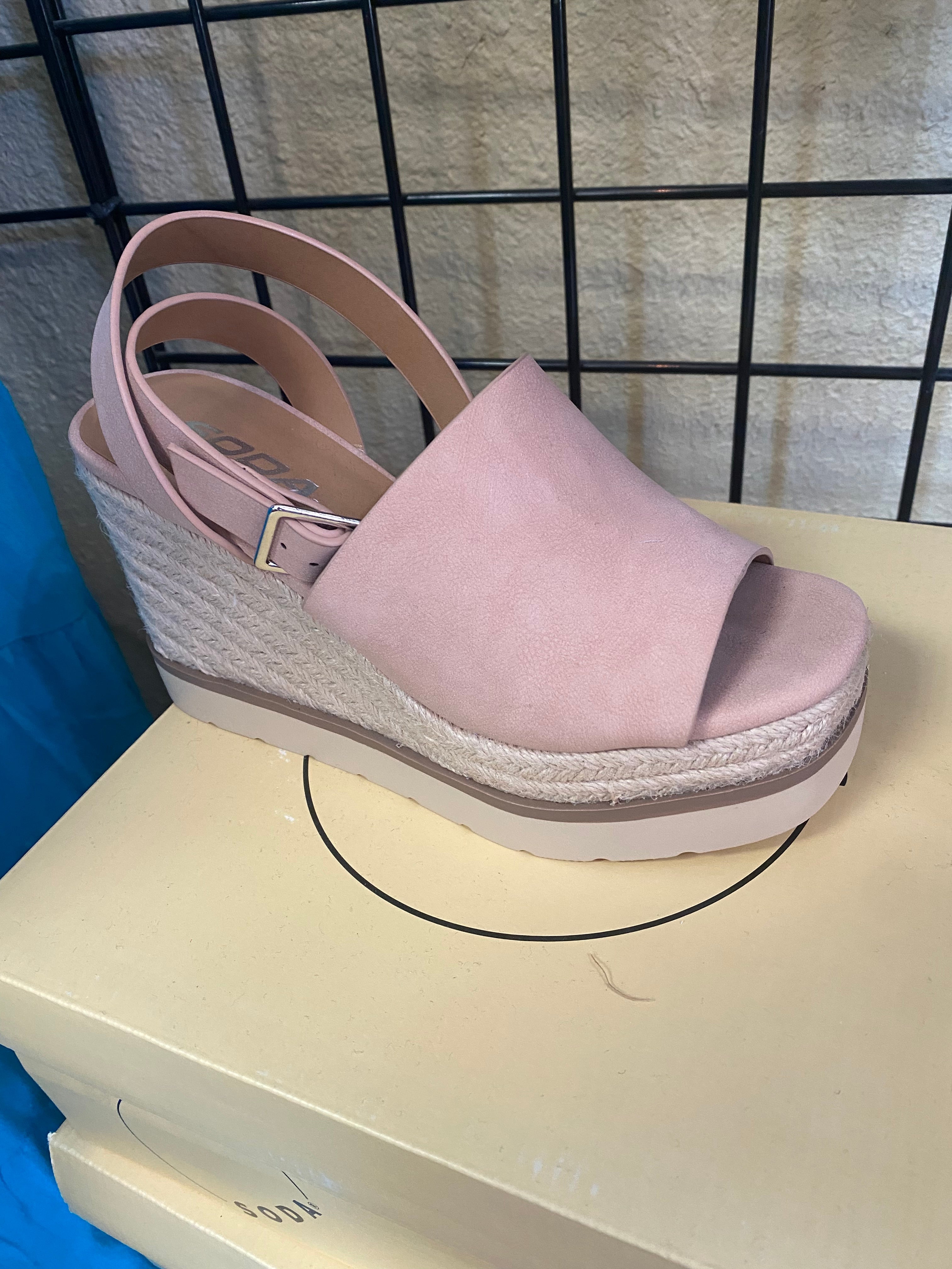 Stella Wedge- Blush Soda